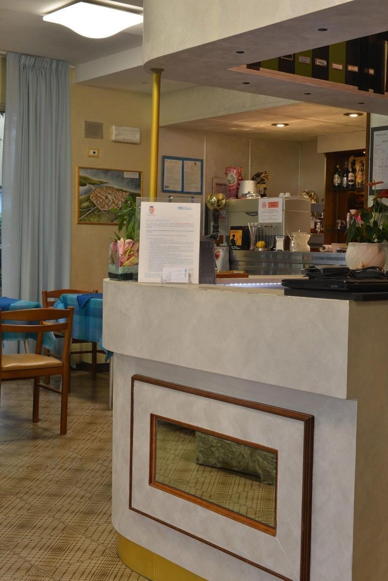 Hotel Marselli Rimini Extérieur photo