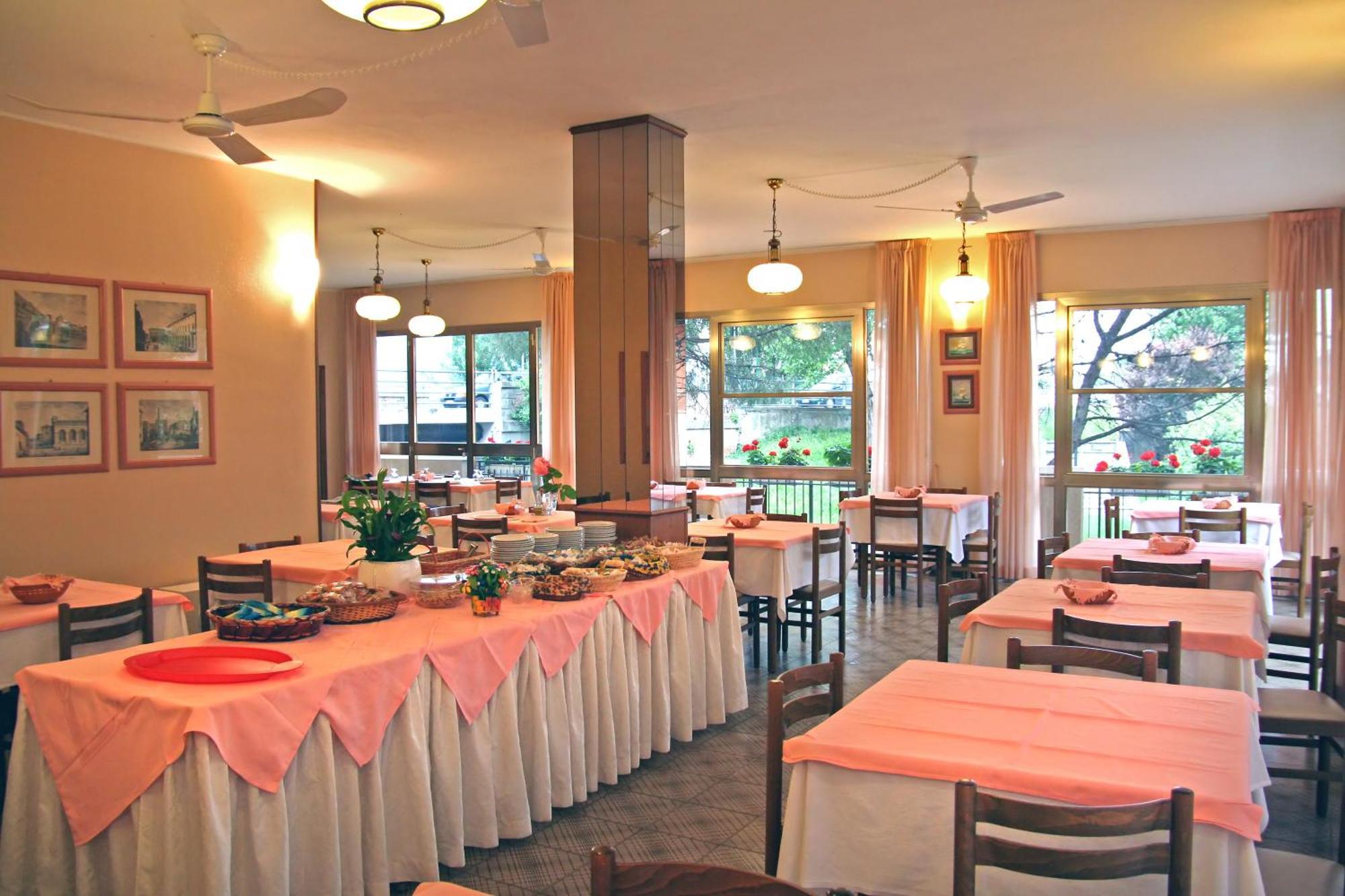 Hotel Marselli Rimini Extérieur photo
