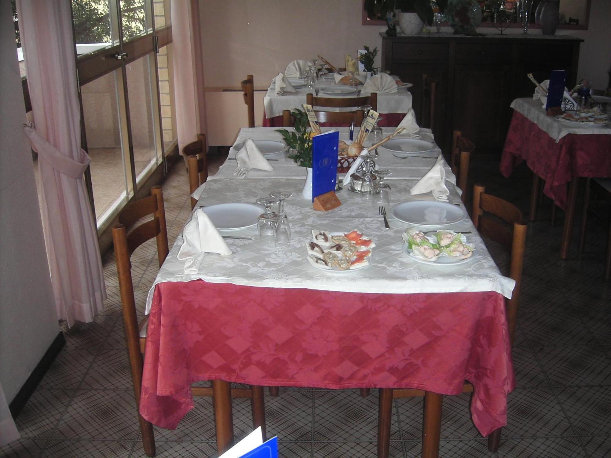 Hotel Marselli Rimini Extérieur photo