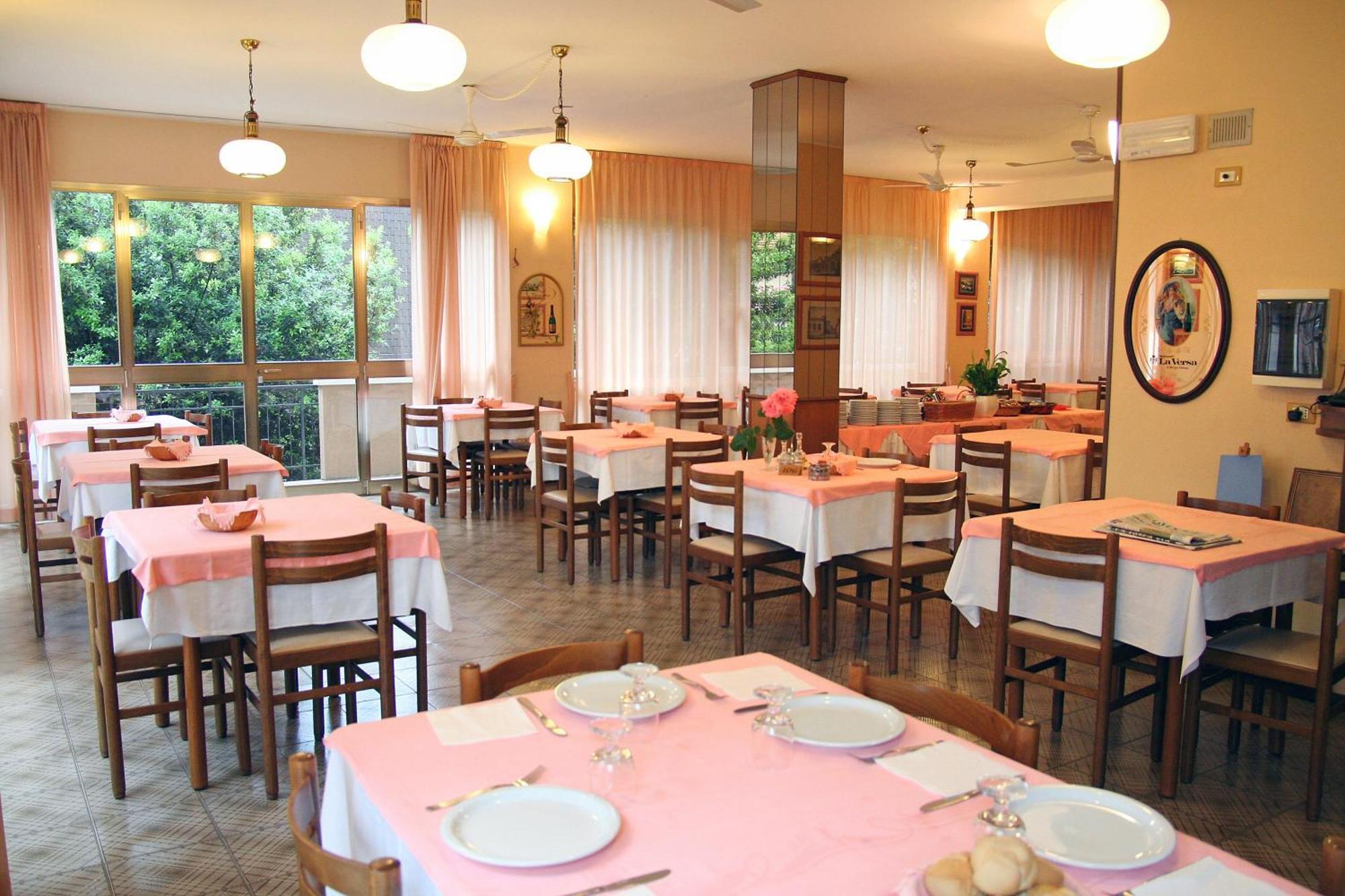 Hotel Marselli Rimini Extérieur photo