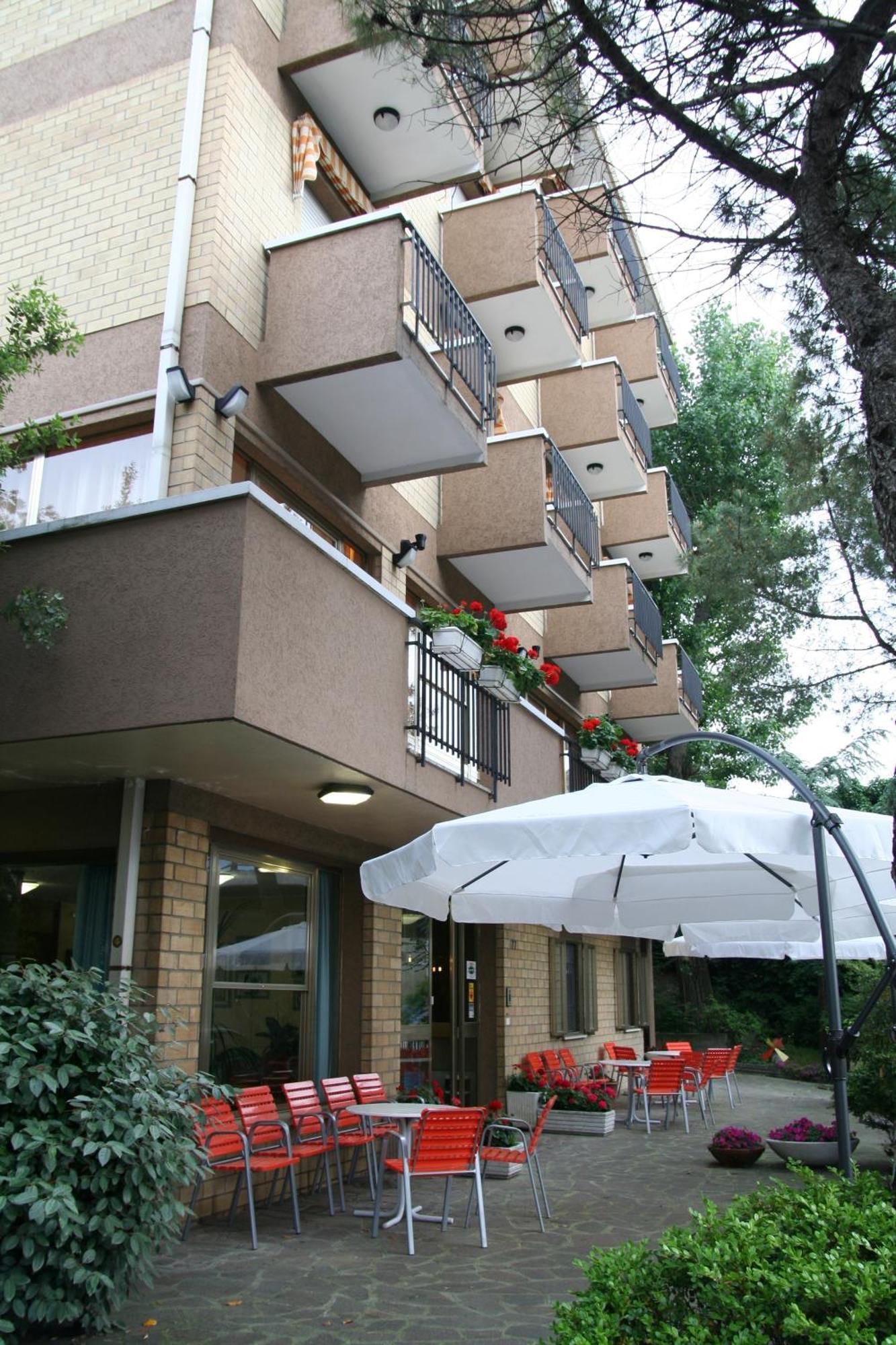 Hotel Marselli Rimini Extérieur photo