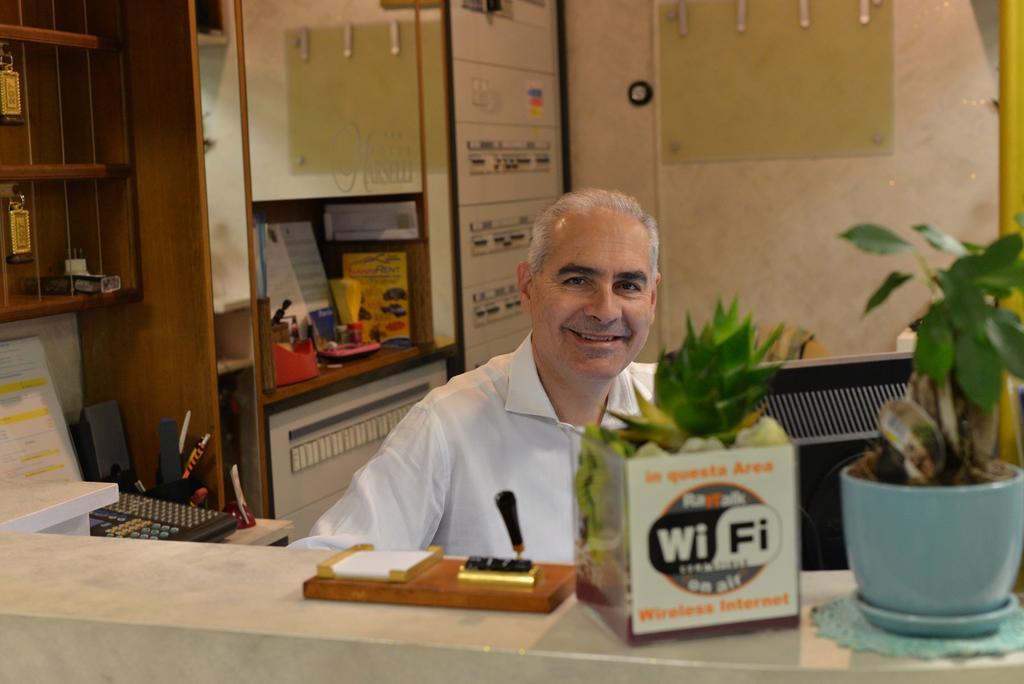 Hotel Marselli Rimini Extérieur photo