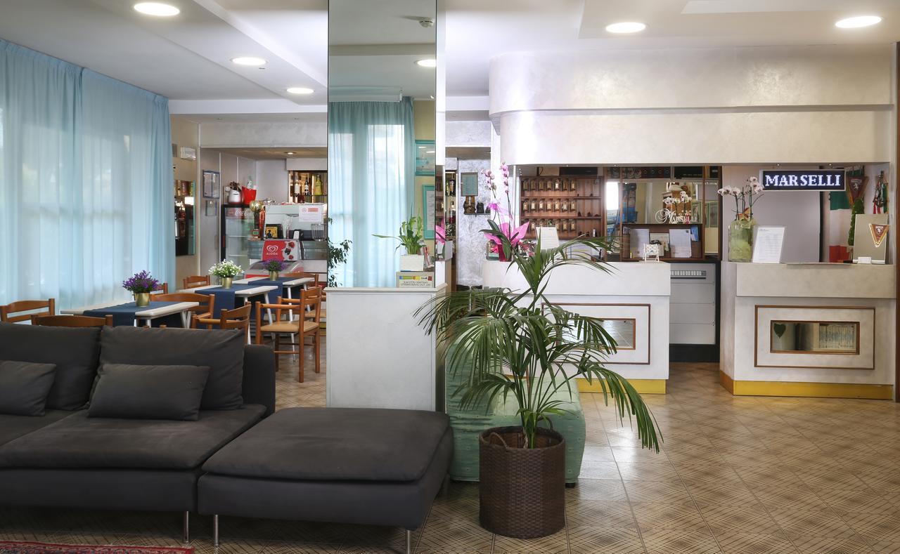Hotel Marselli Rimini Extérieur photo