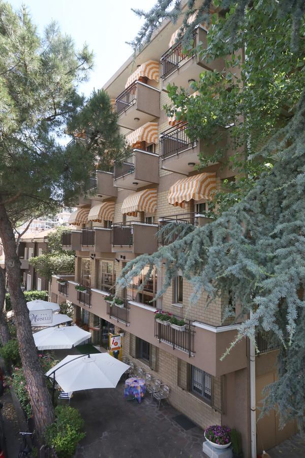 Hotel Marselli Rimini Extérieur photo